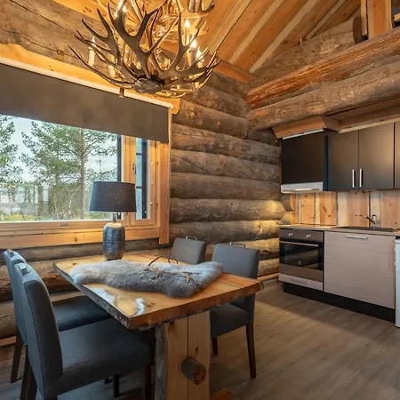 Hotel Wilderness & Igloos Inari