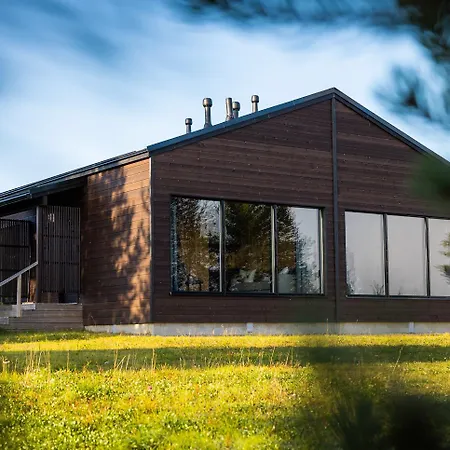 فندق Wilderness & Igloos إيناري