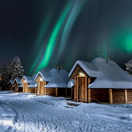 Wilderness & Igloos إيناري