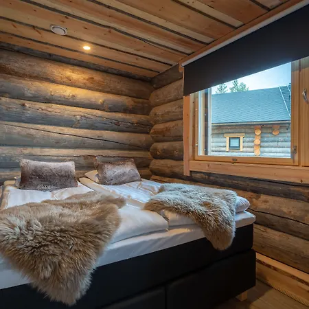 Wilderness & Igloos Hotel 4*