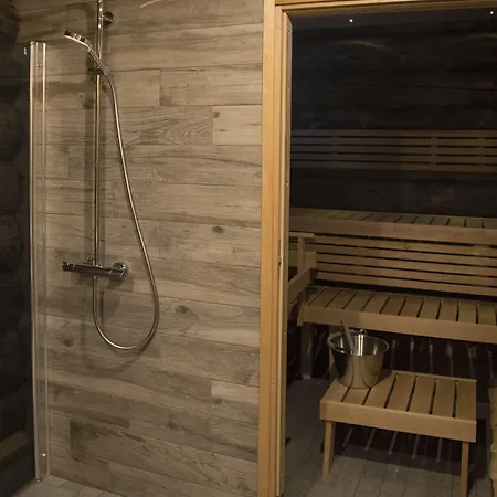 Wilderness & Igloos 4* イナリ