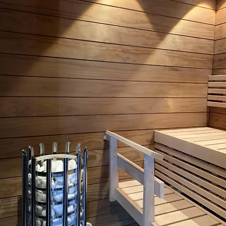 Wilderness & Igloos ホテル 4*