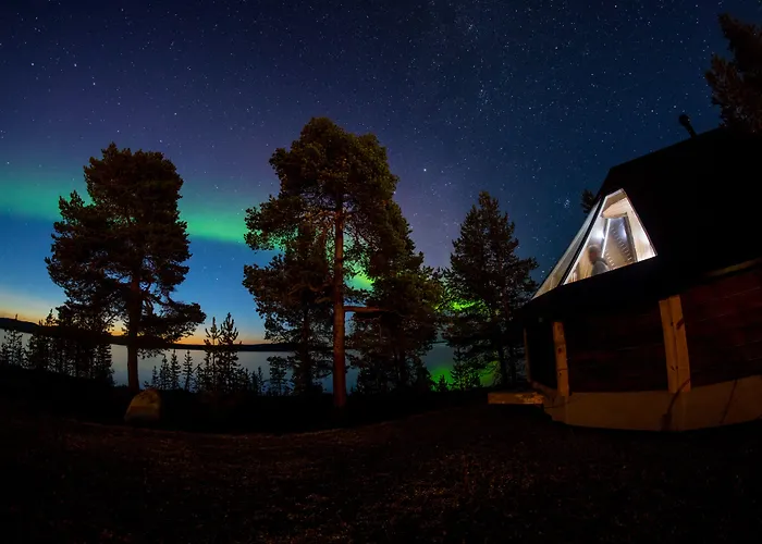 Wilderness & Igloos فندق إيناري