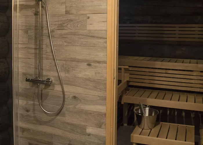 Wilderness & Igloos 4* イナリ