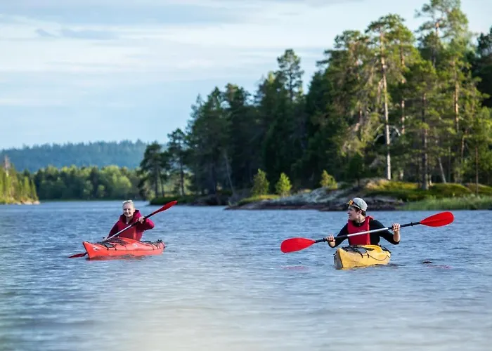ホテル Wilderness & Igloos イナリ